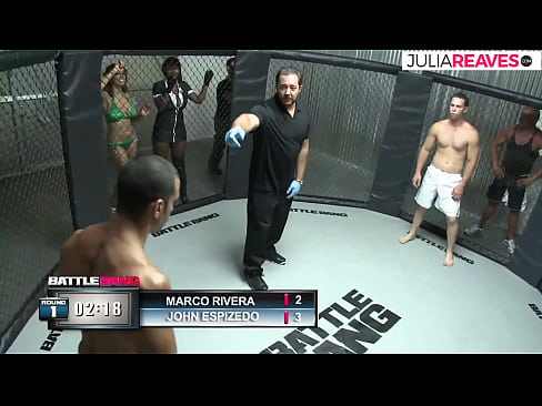❤️ Ultimate Fighter fucks a nọmba girl ozugbo a ọgụ na mgbanaka ❤️❌ Ihe na-akpali agụụ mmekọahụ n'ụlọ ☑